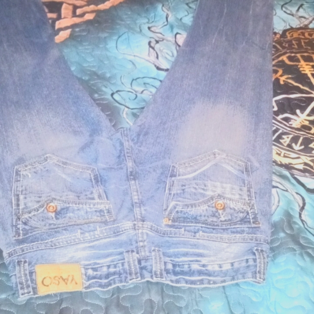 jeans